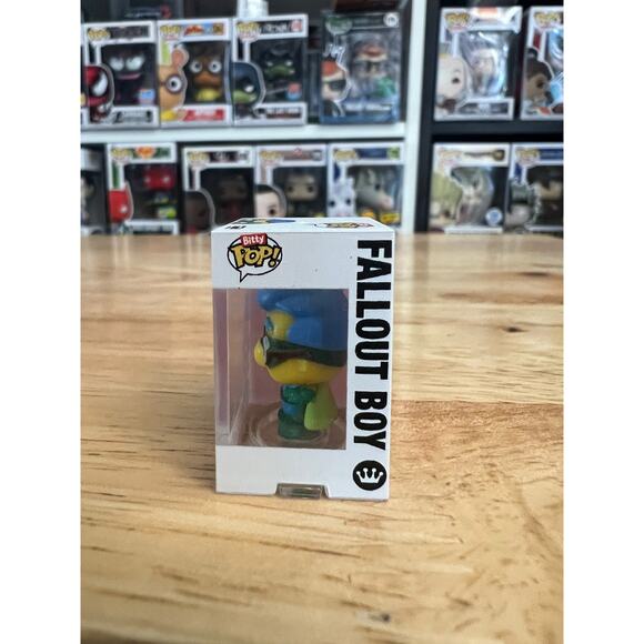 HYPER RARE CHASE BITTY Fallout Boy Funko Pop #1655 Simpsons Animation Milhouse - Picture 4 of 6